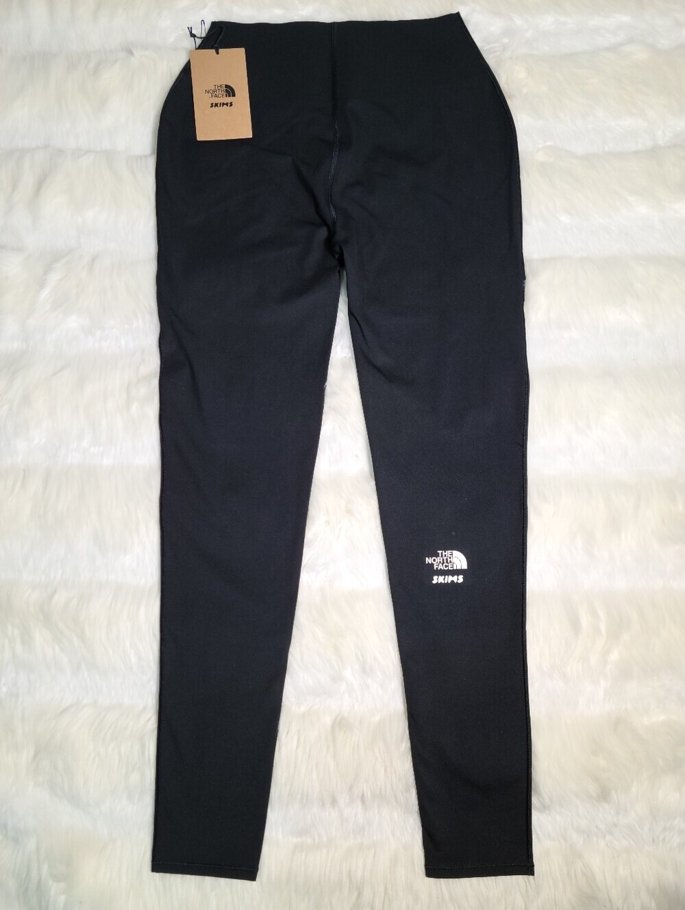 The North Face TNF x SKIMS Refina Leggings Onyx Women Small NEW - Picture 2 of 7